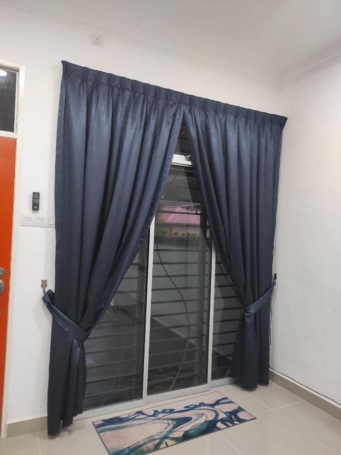 Bb D'Velodrom Homestay Dungun Kültér fotó